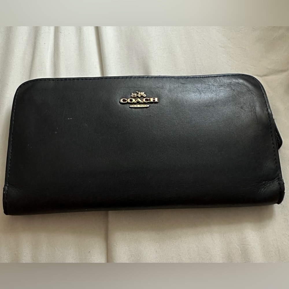 Vintage coach wallet!